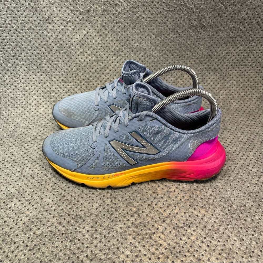 Montrail Mountain Masochist Mid OutDry Hiking Shoes Size 9 Women’s